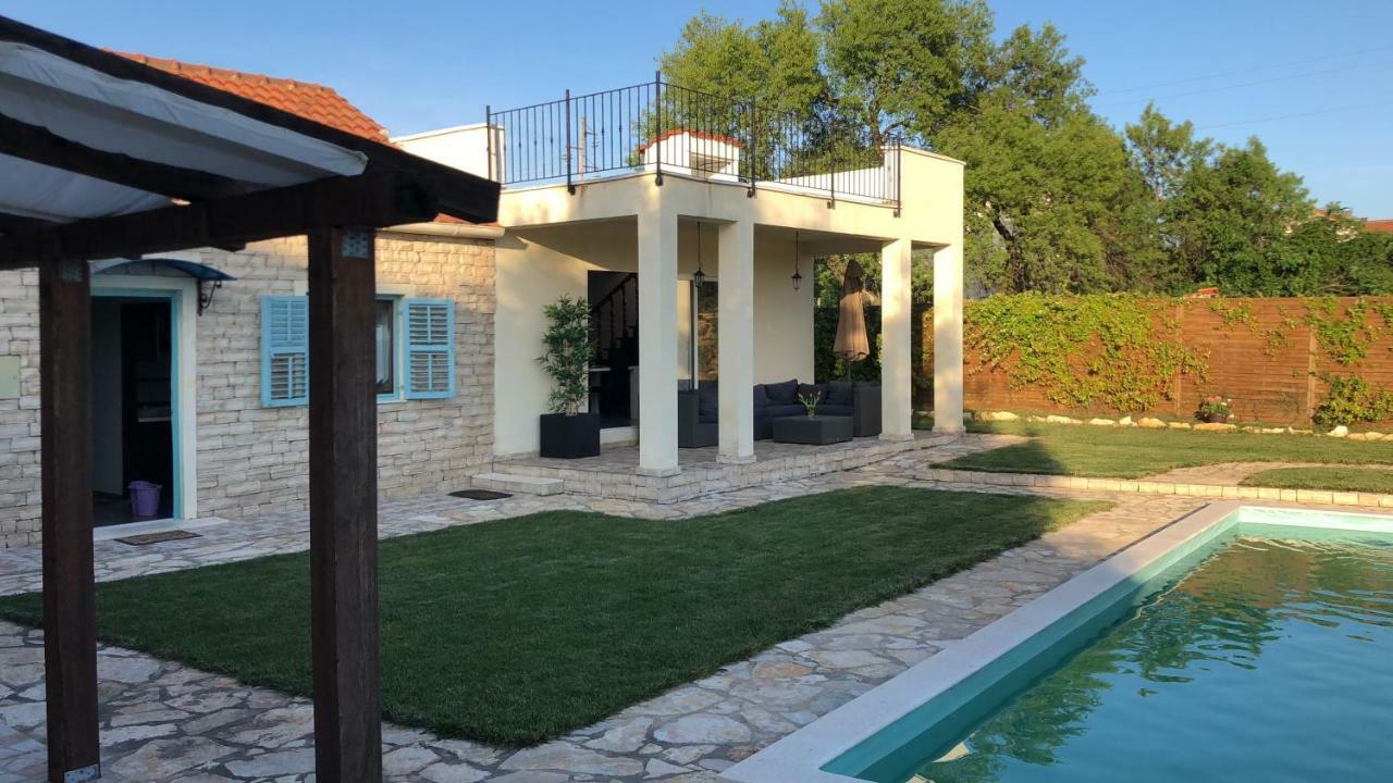 Villa Pistan Murvica  Exterior photo